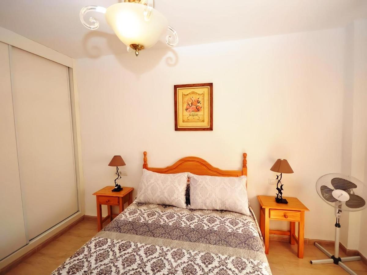 Apartamento Junto Al Mar Piscina Solo Familias Conil De La Frontera Exterior foto